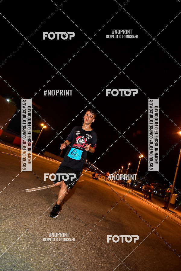 Buy your photos of the event1 Corrida Noturna Super 17 - Etapa Mogi das Cruzes on Fotop