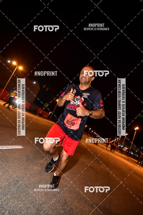 Buy your photos of the event1 Corrida Noturna Super 17 - Etapa Mogi das Cruzes on Fotop