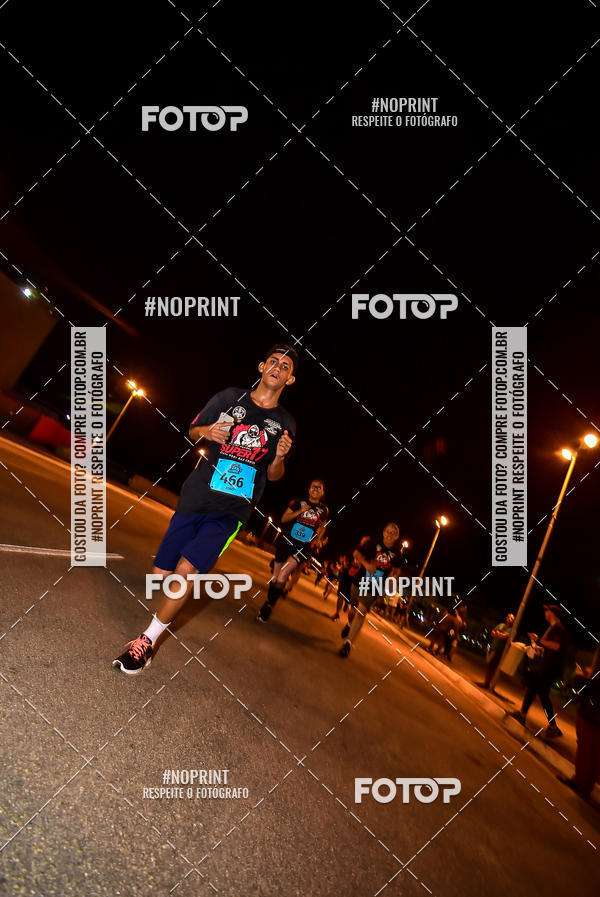 Buy your photos of the event1 Corrida Noturna Super 17 - Etapa Mogi das Cruzes on Fotop