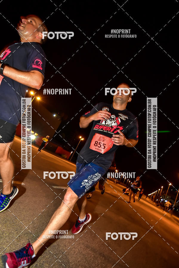 Buy your photos of the event1 Corrida Noturna Super 17 - Etapa Mogi das Cruzes on Fotop