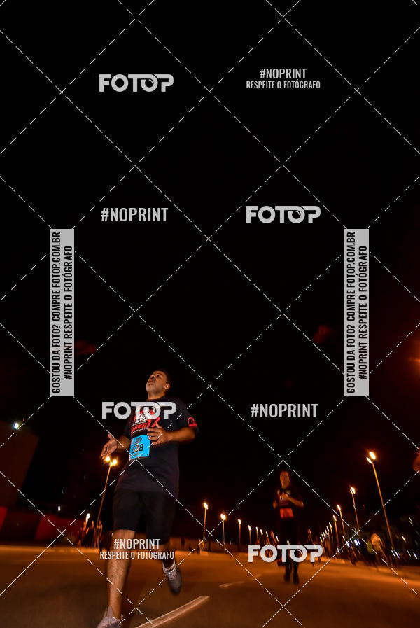 Buy your photos of the event1 Corrida Noturna Super 17 - Etapa Mogi das Cruzes on Fotop