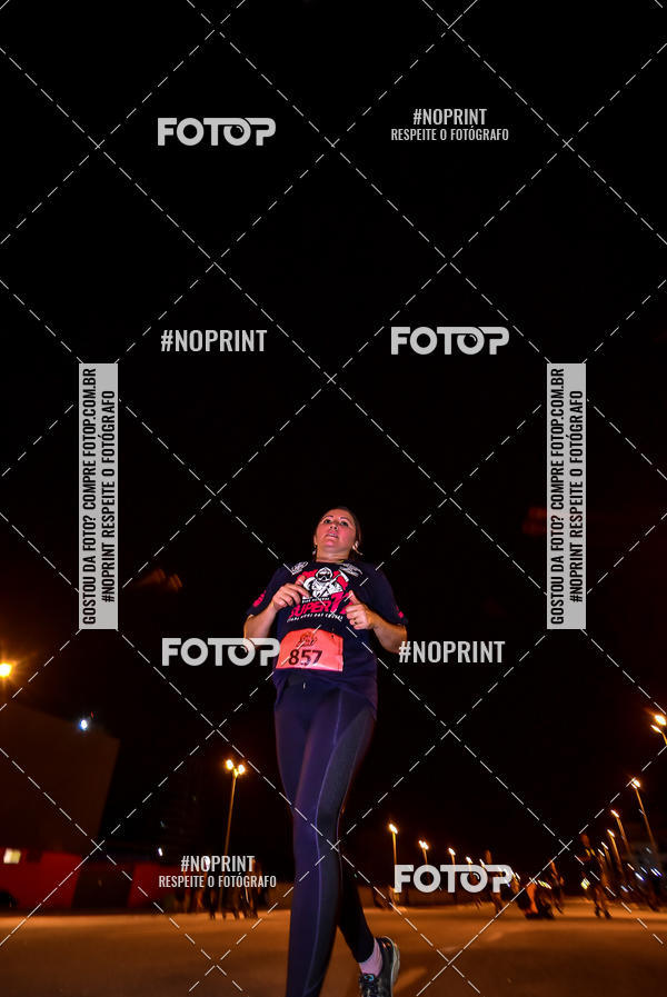 Buy your photos of the event1 Corrida Noturna Super 17 - Etapa Mogi das Cruzes on Fotop