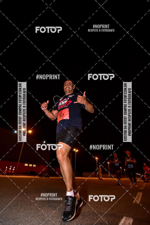 Compra tus fotos del evento1 Corrida Noturna Super 17 - Etapa Mogi das Cruzes En Fotop