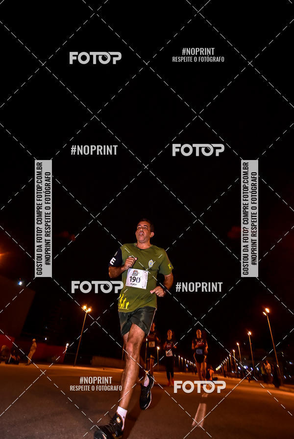 Buy your photos of the event1 Corrida Noturna Super 17 - Etapa Mogi das Cruzes on Fotop
