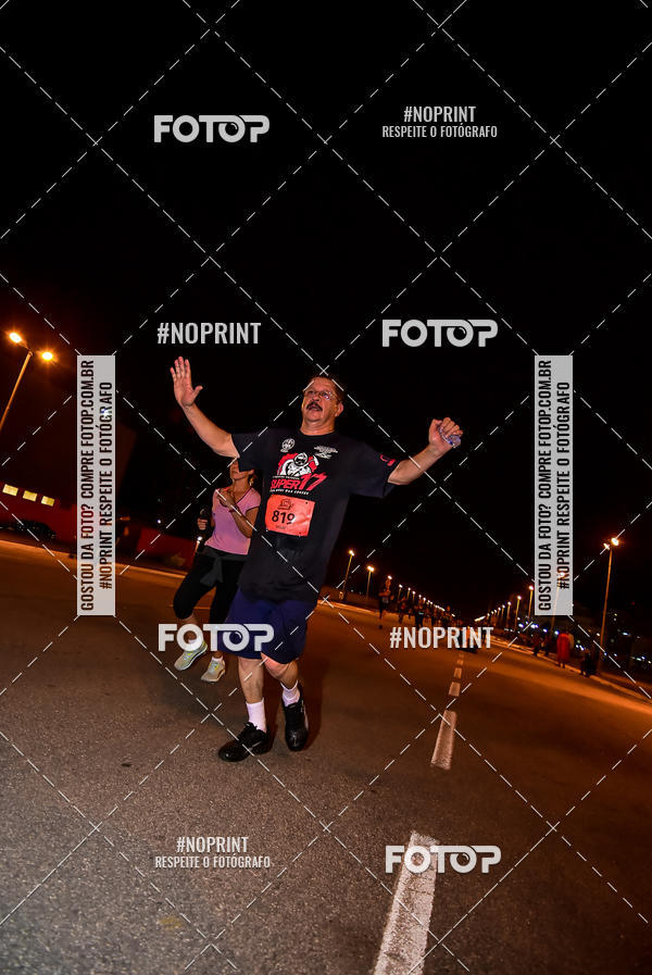 Buy your photos of the event1 Corrida Noturna Super 17 - Etapa Mogi das Cruzes on Fotop