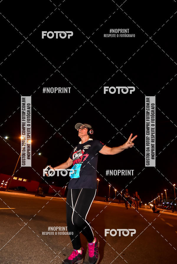 Buy your photos of the event1 Corrida Noturna Super 17 - Etapa Mogi das Cruzes on Fotop