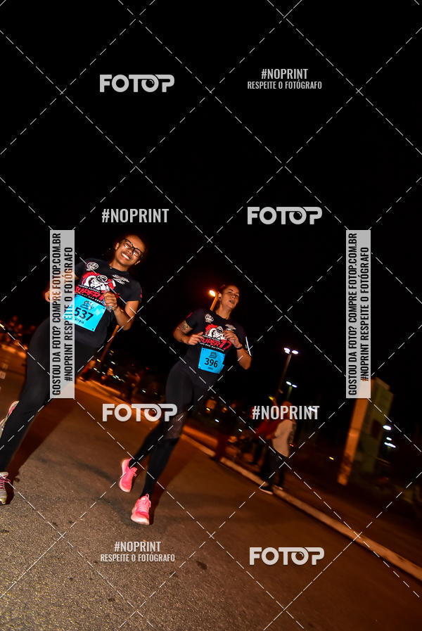 Buy your photos of the event1 Corrida Noturna Super 17 - Etapa Mogi das Cruzes on Fotop