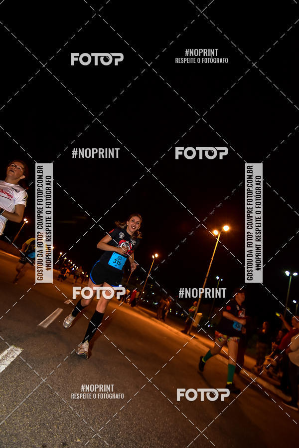 Buy your photos of the event1 Corrida Noturna Super 17 - Etapa Mogi das Cruzes on Fotop
