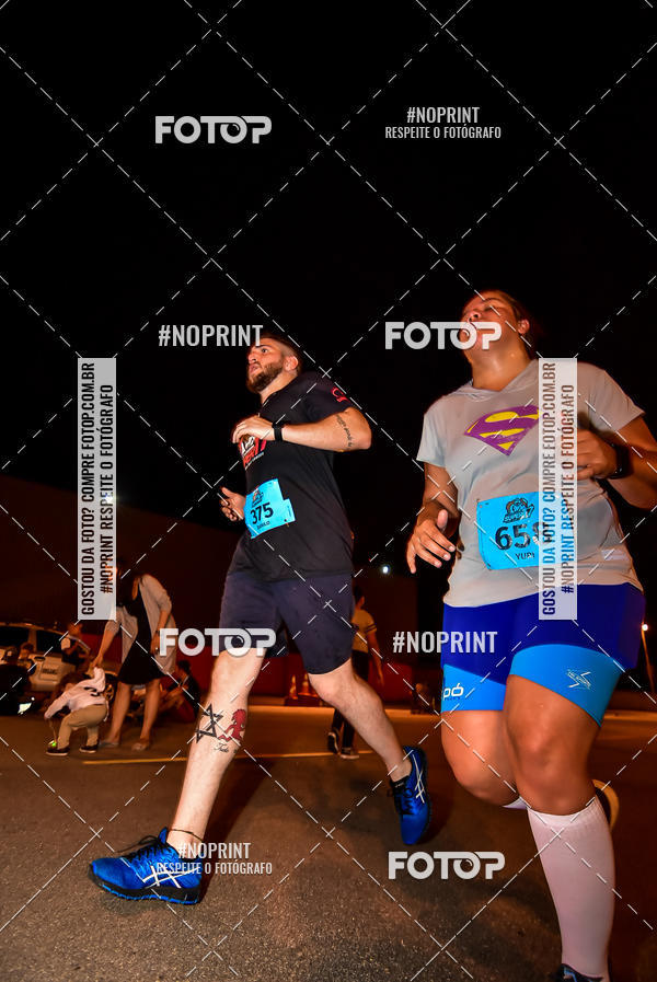 Buy your photos of the event1 Corrida Noturna Super 17 - Etapa Mogi das Cruzes on Fotop