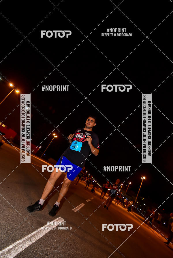 Buy your photos of the event1 Corrida Noturna Super 17 - Etapa Mogi das Cruzes on Fotop