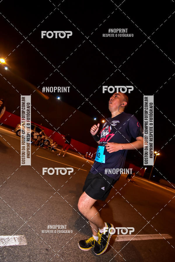 Buy your photos of the event1 Corrida Noturna Super 17 - Etapa Mogi das Cruzes on Fotop