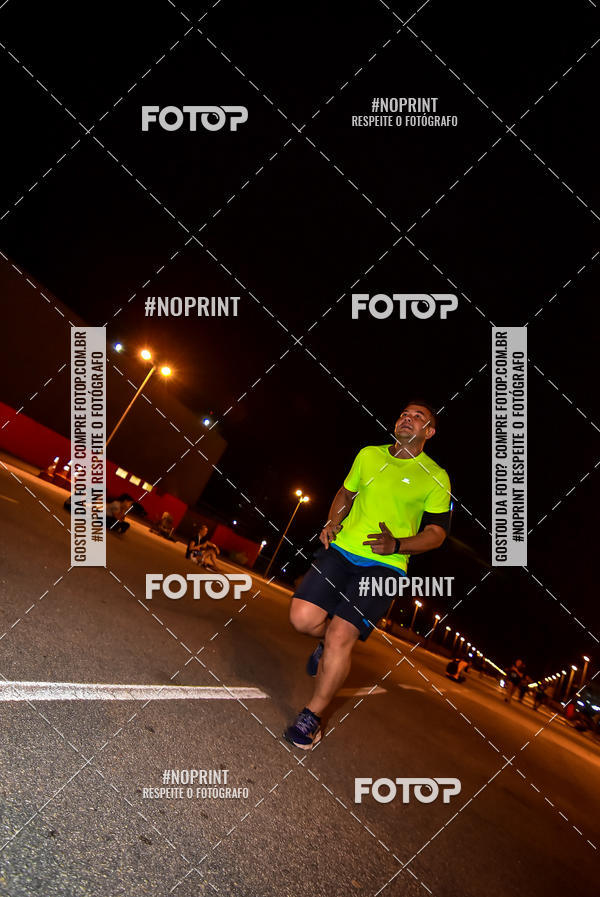 Buy your photos of the event1 Corrida Noturna Super 17 - Etapa Mogi das Cruzes on Fotop