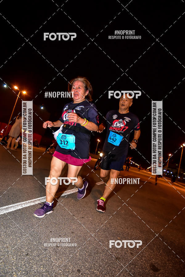 Buy your photos of the event1 Corrida Noturna Super 17 - Etapa Mogi das Cruzes on Fotop