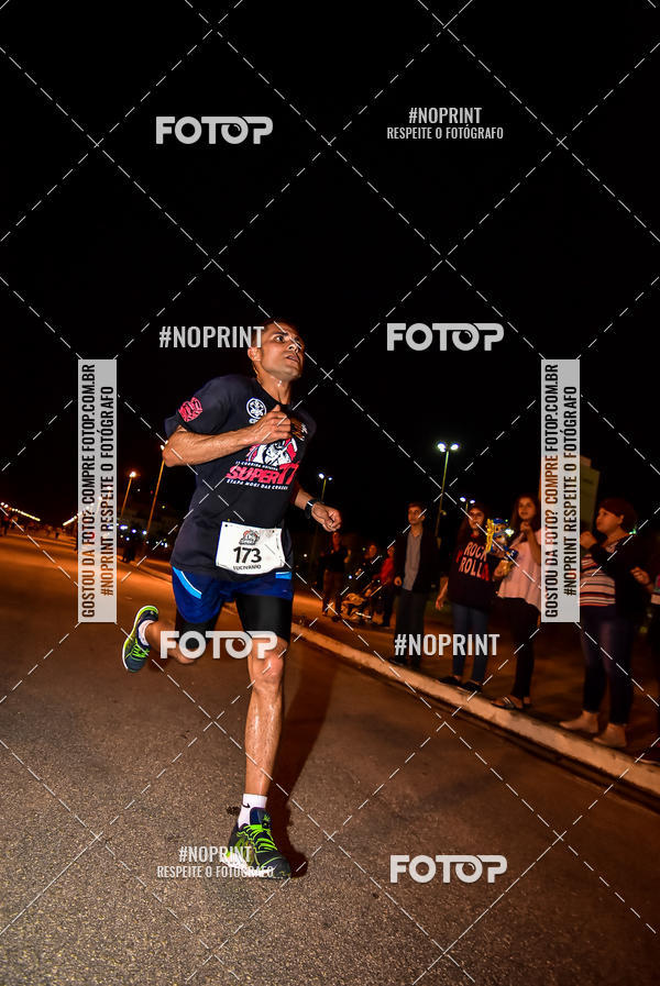 Buy your photos of the event1 Corrida Noturna Super 17 - Etapa Mogi das Cruzes on Fotop