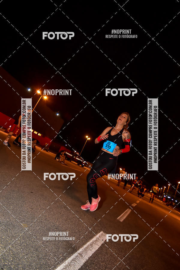 Buy your photos of the event1 Corrida Noturna Super 17 - Etapa Mogi das Cruzes on Fotop