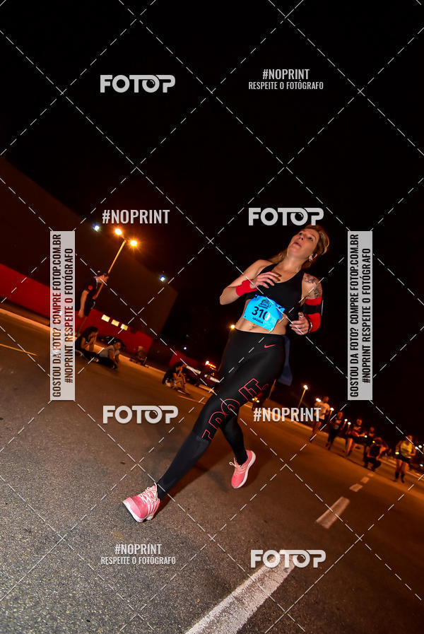 Buy your photos of the event1 Corrida Noturna Super 17 - Etapa Mogi das Cruzes on Fotop