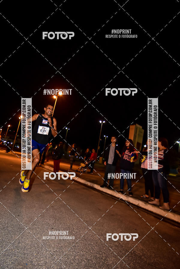 Buy your photos of the event1 Corrida Noturna Super 17 - Etapa Mogi das Cruzes on Fotop
