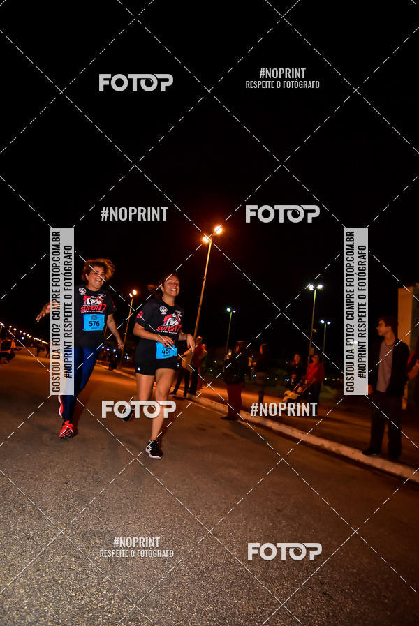 Buy your photos of the event1 Corrida Noturna Super 17 - Etapa Mogi das Cruzes on Fotop