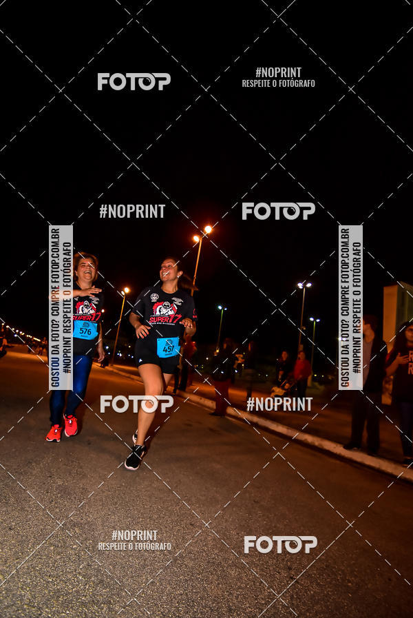 Buy your photos of the event1 Corrida Noturna Super 17 - Etapa Mogi das Cruzes on Fotop