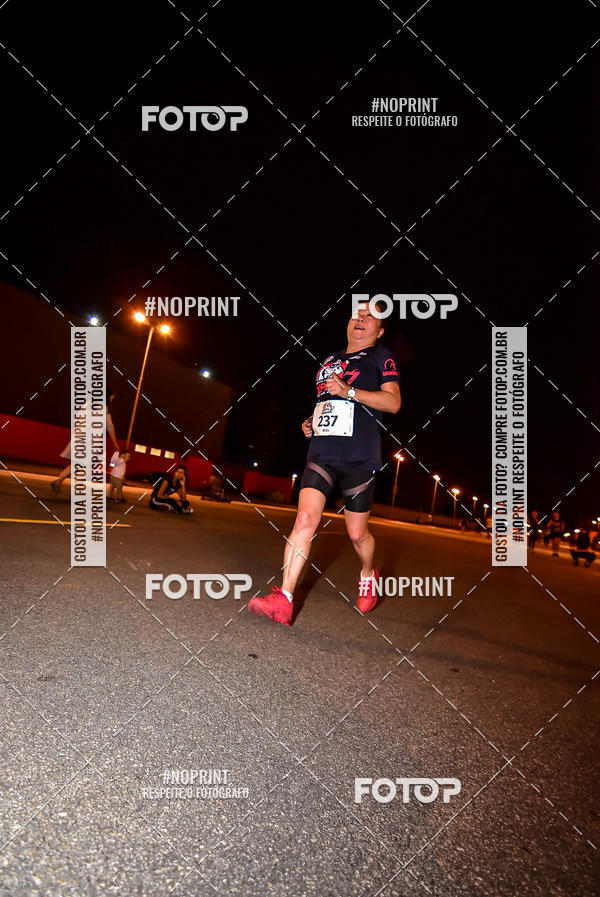 Buy your photos of the event1 Corrida Noturna Super 17 - Etapa Mogi das Cruzes on Fotop
