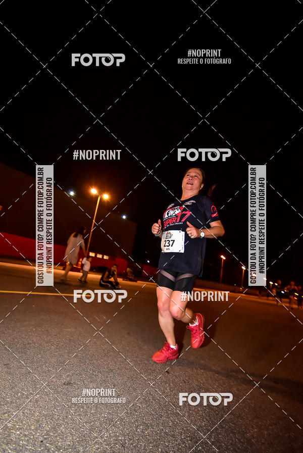Buy your photos of the event1 Corrida Noturna Super 17 - Etapa Mogi das Cruzes on Fotop