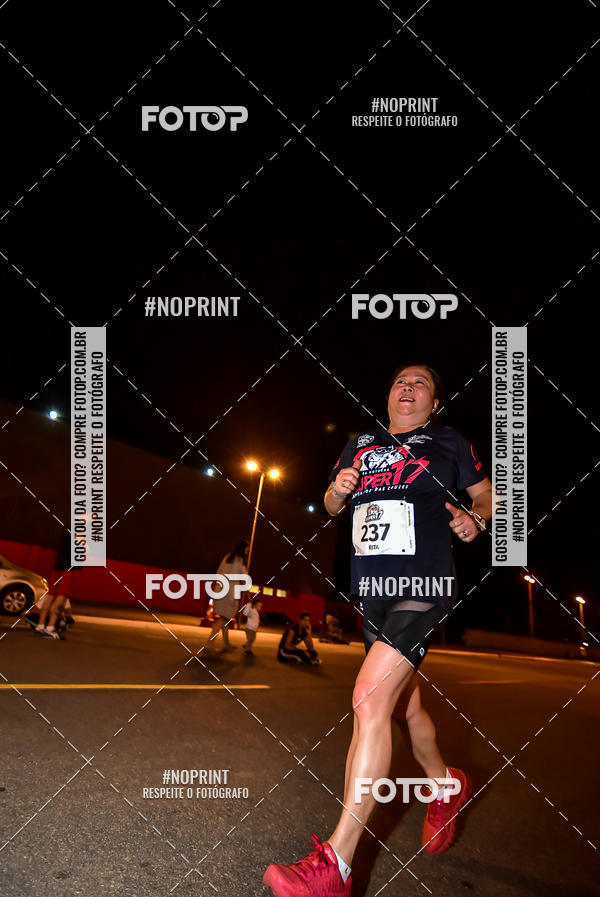 Buy your photos of the event1 Corrida Noturna Super 17 - Etapa Mogi das Cruzes on Fotop