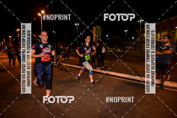 Buy your photos of the event1 Corrida Noturna Super 17 - Etapa Mogi das Cruzes on Fotop
