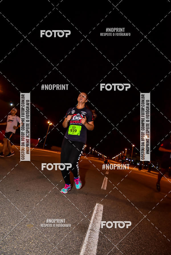 Buy your photos of the event1 Corrida Noturna Super 17 - Etapa Mogi das Cruzes on Fotop