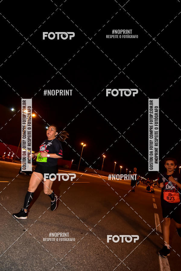 Buy your photos of the event1 Corrida Noturna Super 17 - Etapa Mogi das Cruzes on Fotop