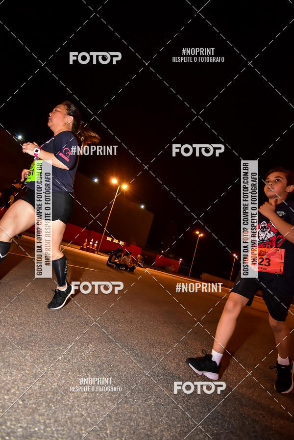 Buy your photos of the event1 Corrida Noturna Super 17 - Etapa Mogi das Cruzes on Fotop