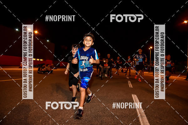 Buy your photos of the event1 Corrida Noturna Super 17 - Etapa Mogi das Cruzes on Fotop