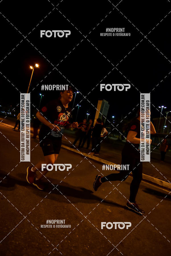 Buy your photos of the event1 Corrida Noturna Super 17 - Etapa Mogi das Cruzes on Fotop