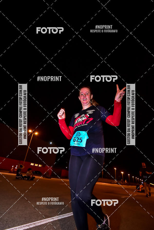 Buy your photos of the event1 Corrida Noturna Super 17 - Etapa Mogi das Cruzes on Fotop