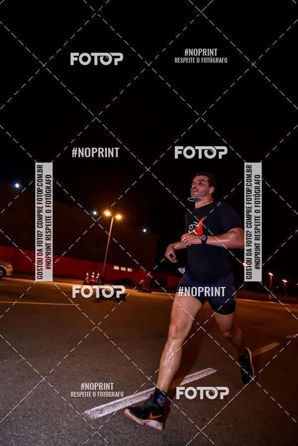 Buy your photos of the event1 Corrida Noturna Super 17 - Etapa Mogi das Cruzes on Fotop
