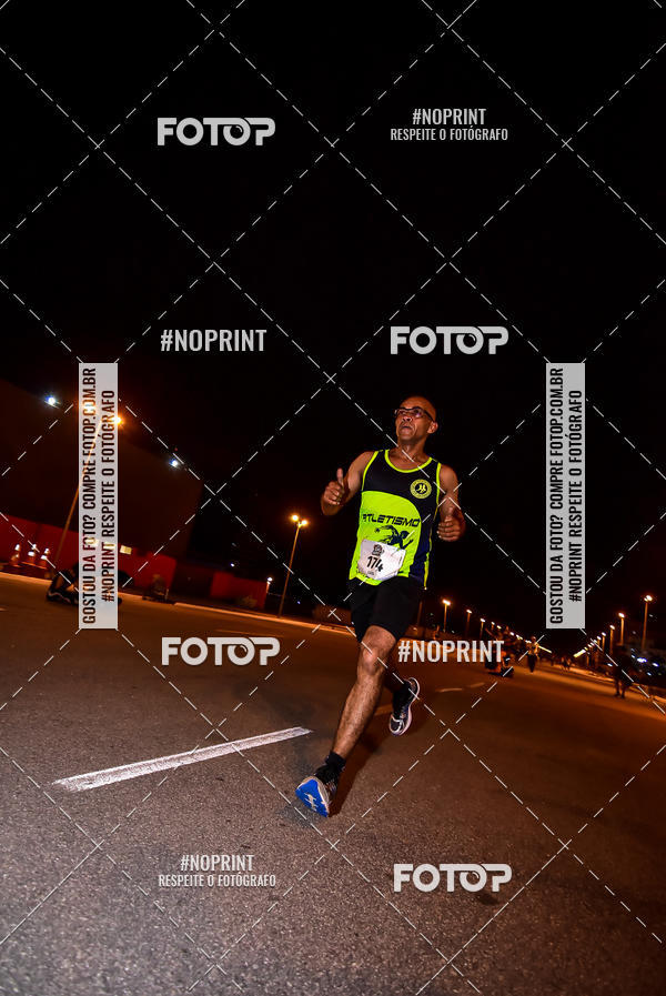 Buy your photos of the event1 Corrida Noturna Super 17 - Etapa Mogi das Cruzes on Fotop