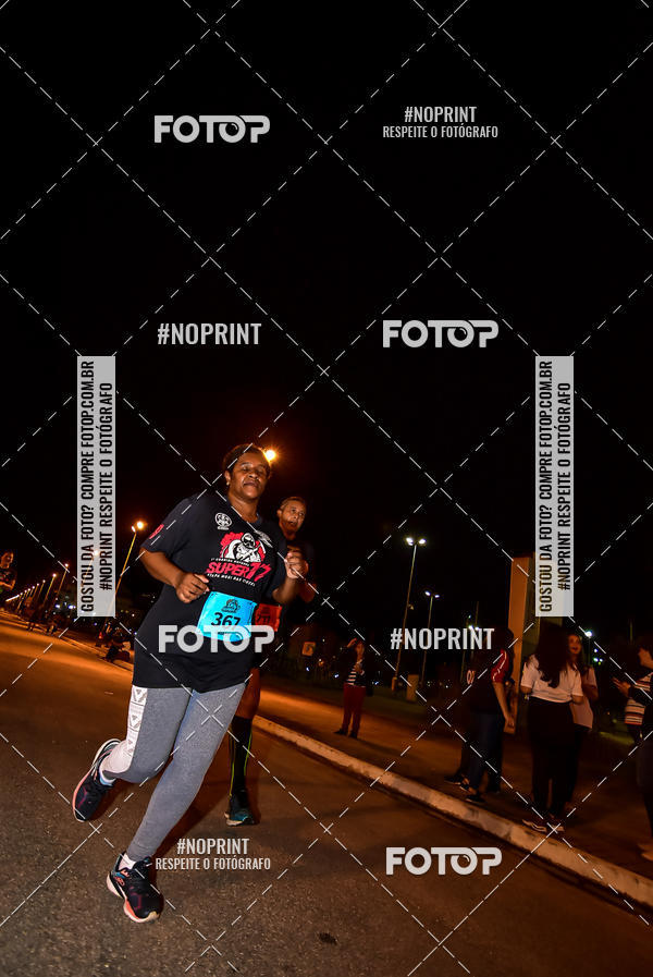 Buy your photos of the event1 Corrida Noturna Super 17 - Etapa Mogi das Cruzes on Fotop