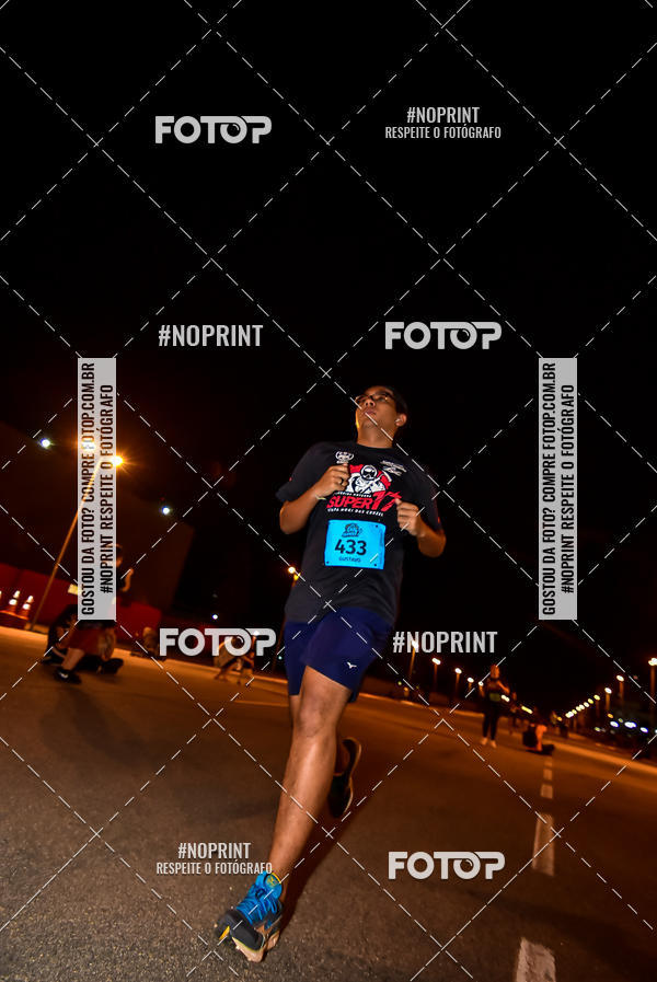 Buy your photos of the event1 Corrida Noturna Super 17 - Etapa Mogi das Cruzes on Fotop