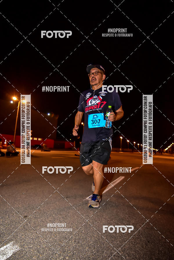 Buy your photos of the event1 Corrida Noturna Super 17 - Etapa Mogi das Cruzes on Fotop