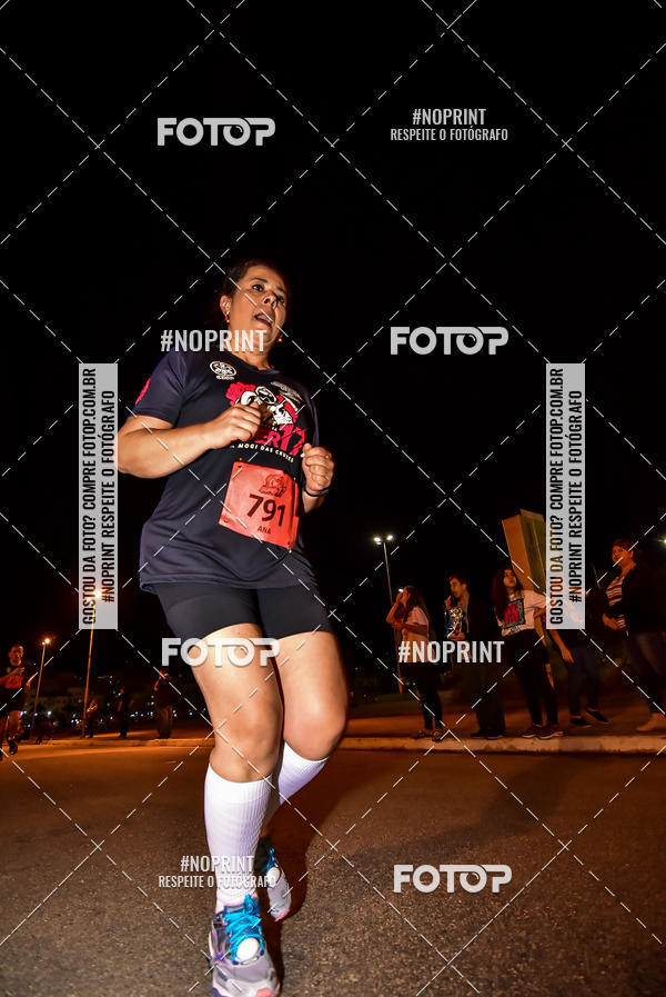 Buy your photos of the event1 Corrida Noturna Super 17 - Etapa Mogi das Cruzes on Fotop