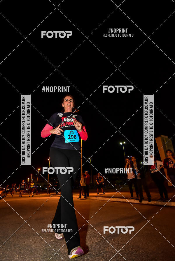 Buy your photos of the event1 Corrida Noturna Super 17 - Etapa Mogi das Cruzes on Fotop