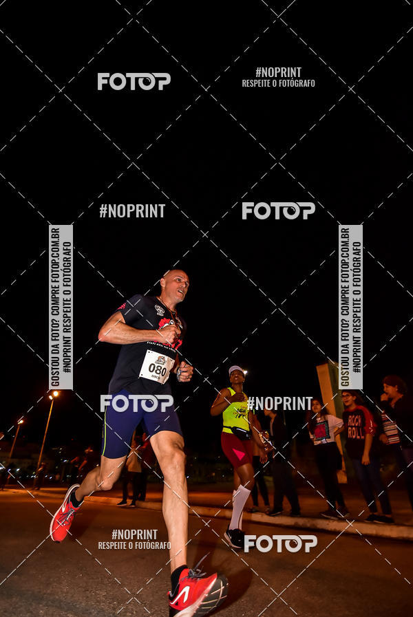 Buy your photos of the event1 Corrida Noturna Super 17 - Etapa Mogi das Cruzes on Fotop