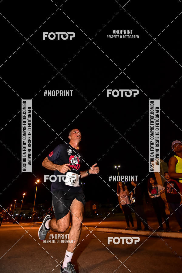 Buy your photos of the event1 Corrida Noturna Super 17 - Etapa Mogi das Cruzes on Fotop