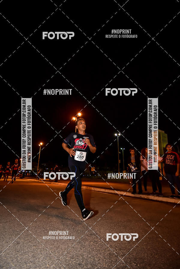 Buy your photos of the event1 Corrida Noturna Super 17 - Etapa Mogi das Cruzes on Fotop
