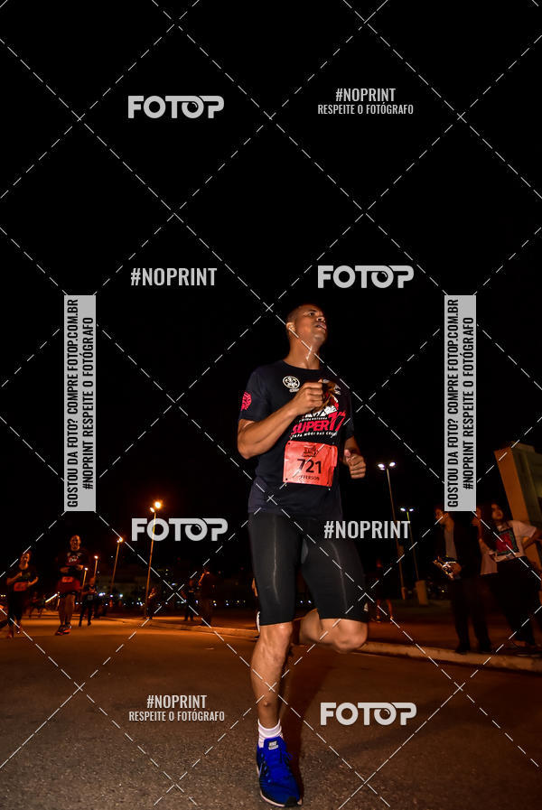 Buy your photos of the event1 Corrida Noturna Super 17 - Etapa Mogi das Cruzes on Fotop