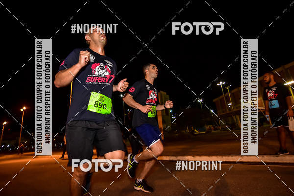 Buy your photos of the event1 Corrida Noturna Super 17 - Etapa Mogi das Cruzes on Fotop