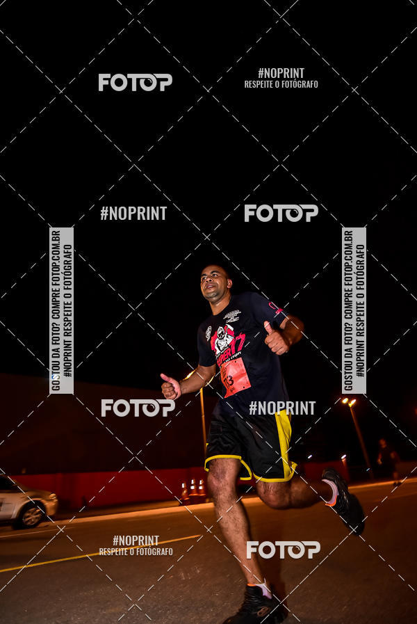 Buy your photos of the event1 Corrida Noturna Super 17 - Etapa Mogi das Cruzes on Fotop