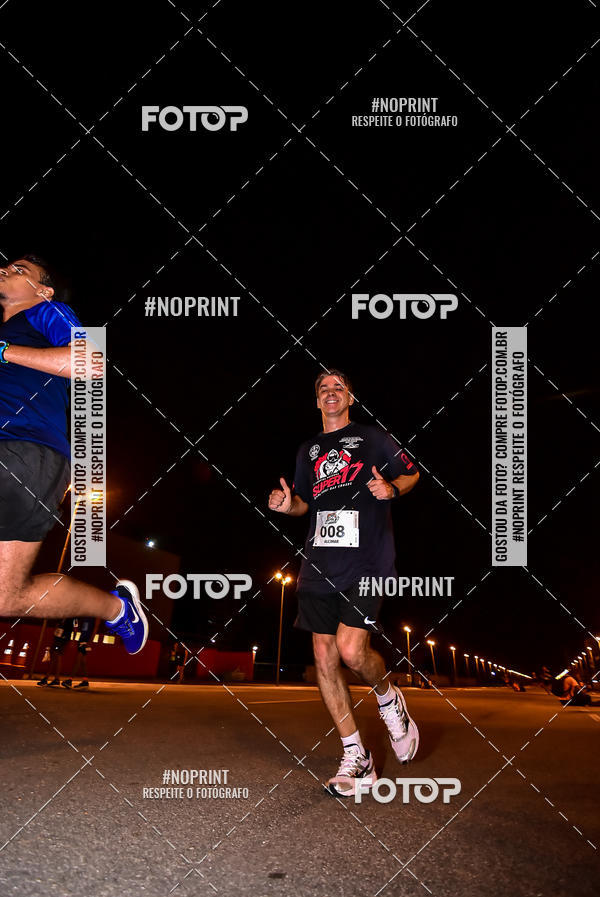 Buy your photos of the event1 Corrida Noturna Super 17 - Etapa Mogi das Cruzes on Fotop