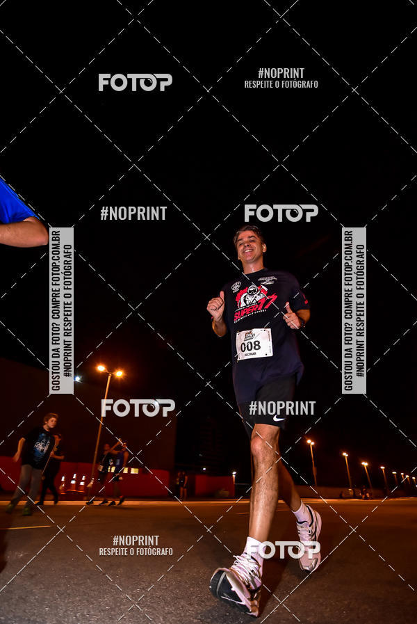 Buy your photos of the event1 Corrida Noturna Super 17 - Etapa Mogi das Cruzes on Fotop