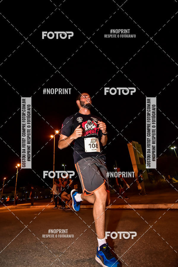 Compra tus fotos del evento1 Corrida Noturna Super 17 - Etapa Mogi das Cruzes En Fotop