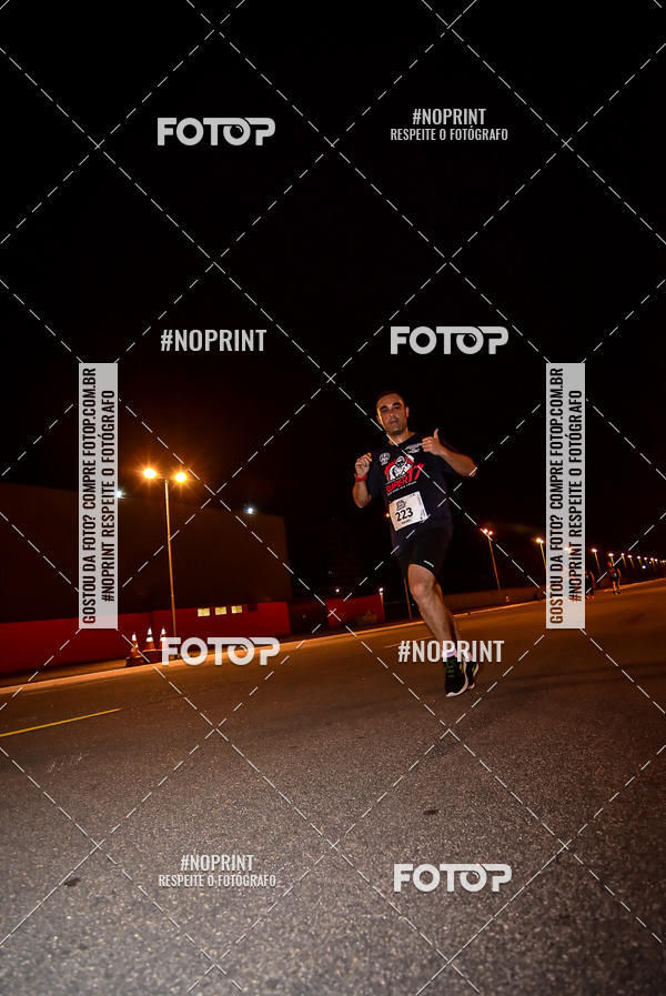 Buy your photos of the event1 Corrida Noturna Super 17 - Etapa Mogi das Cruzes on Fotop
